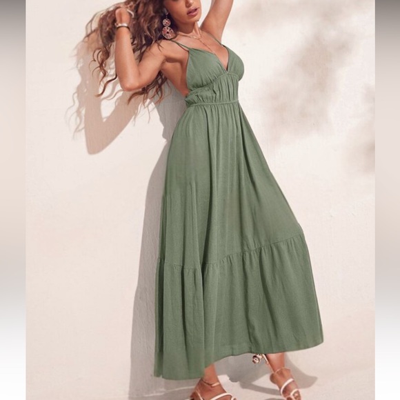 Boho army green crisscross open back cami maxi dress - Picture 4 of 15